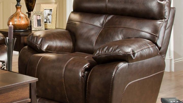 3 Reasons to Have a Recliner on Game Day