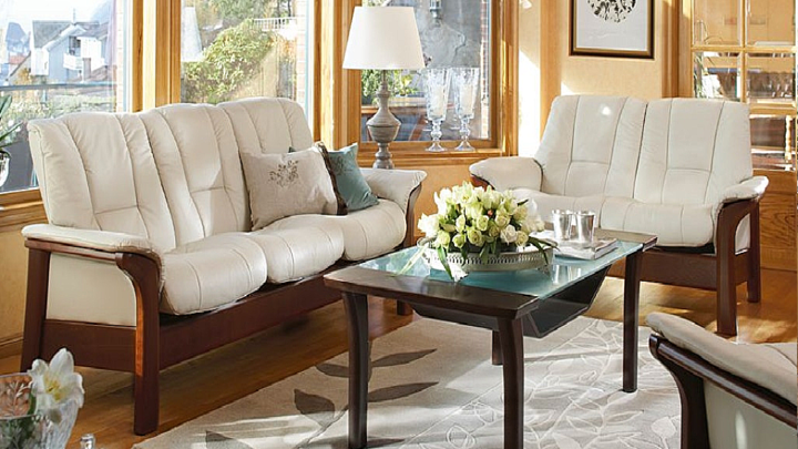 when is the best time to buy furniture