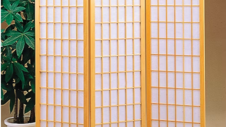 folding screen